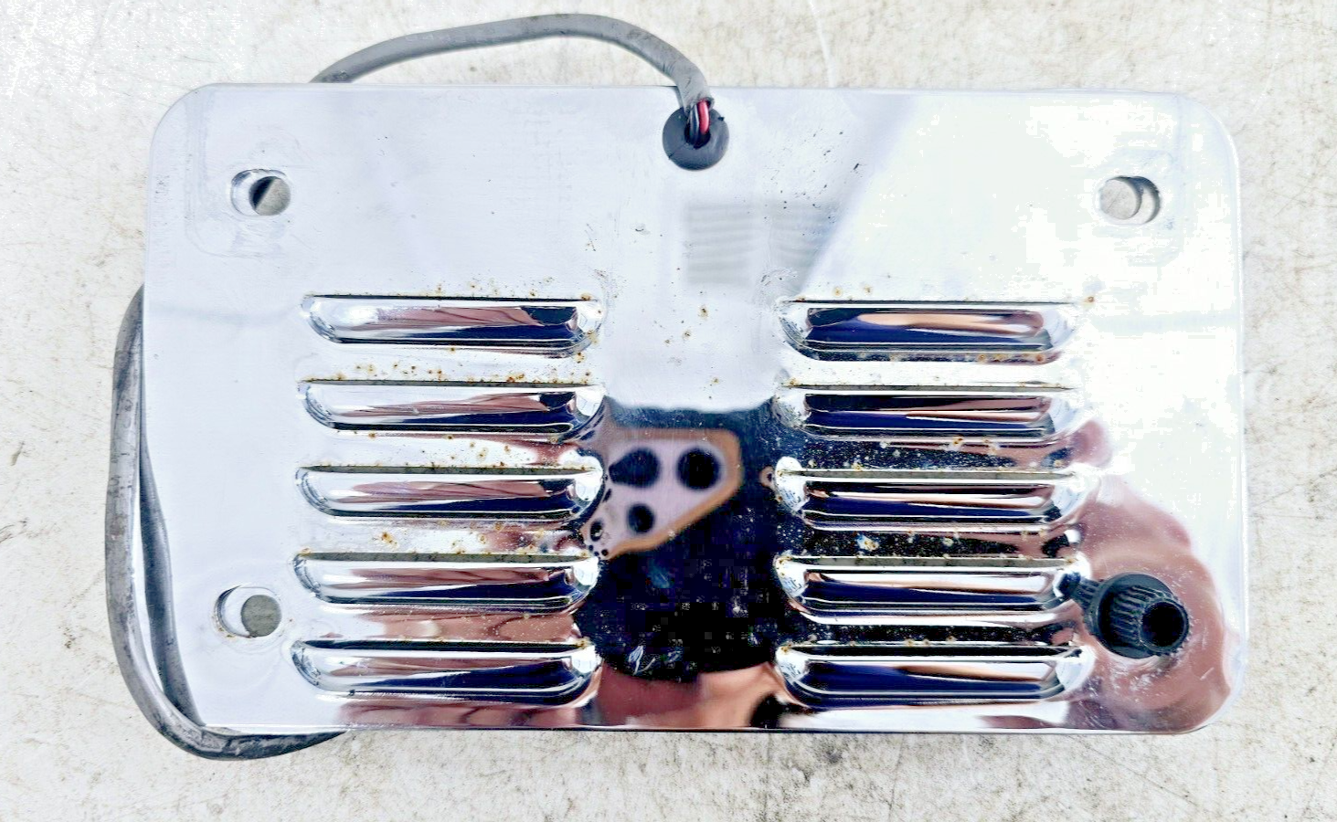 1999 HARLEY DYNA CONVERTIBLE Chrome Rear License Plate Mounting Backing Plate