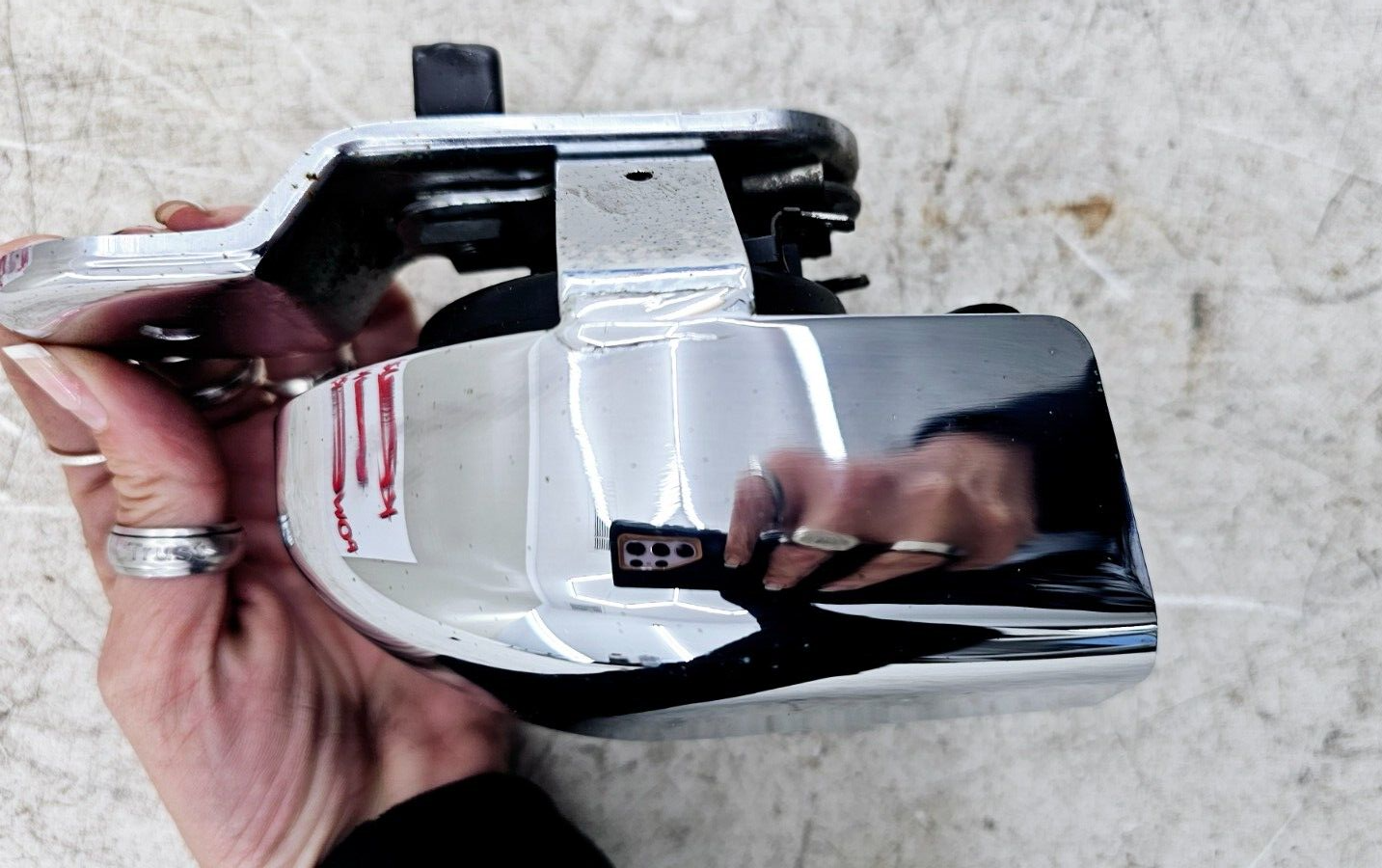 2002 HARLEY ELECTRA GLIDE Horn & Chrome Cover