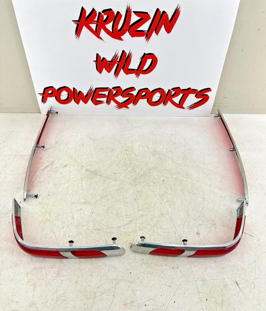 2004 Honda Goldwing GL1800 Kuryakyn Saddlebag LED Light Cover Reflector