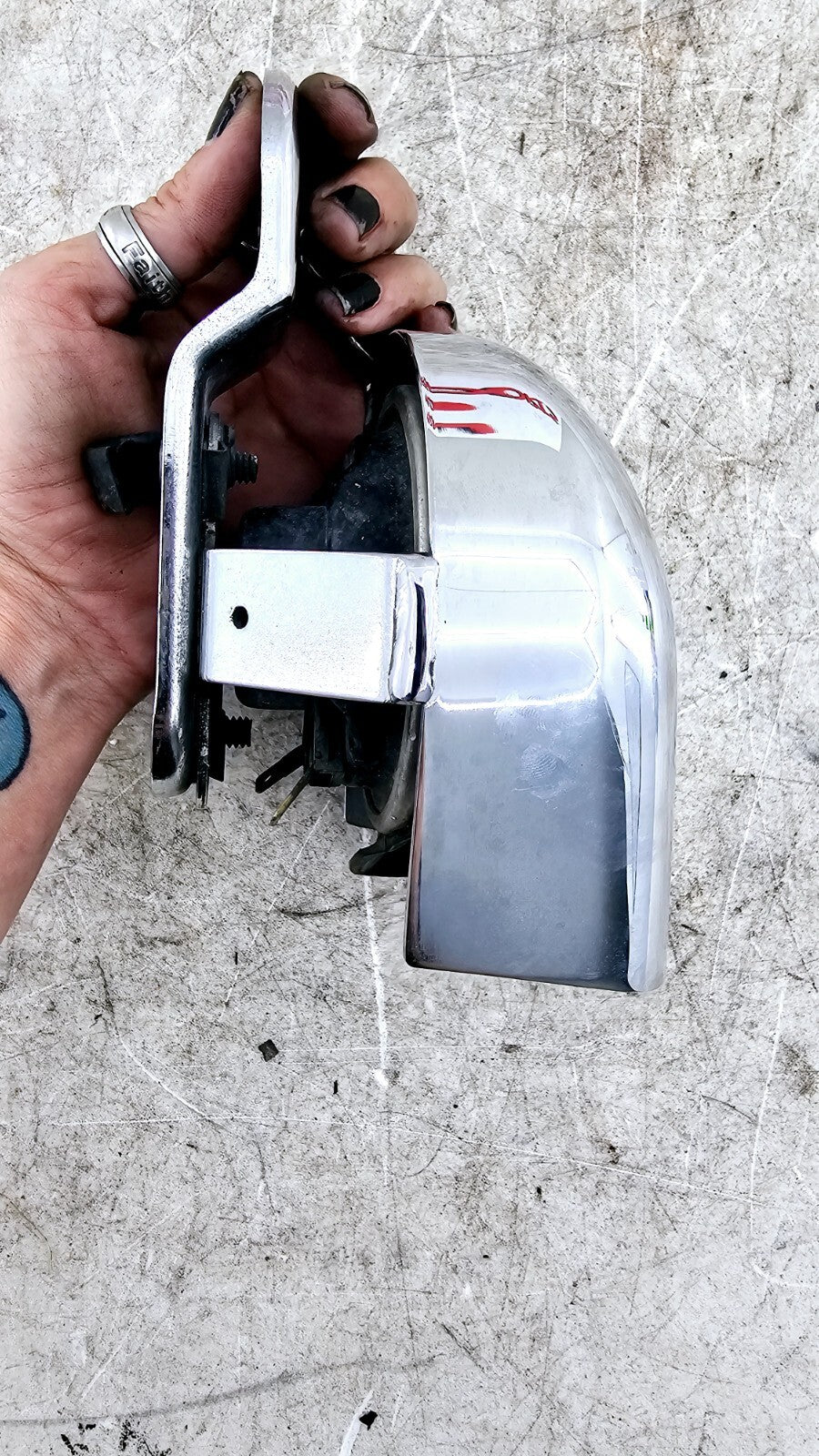 1998 HARLEY FLH ROADKING Chrome Horn + Horn Cover