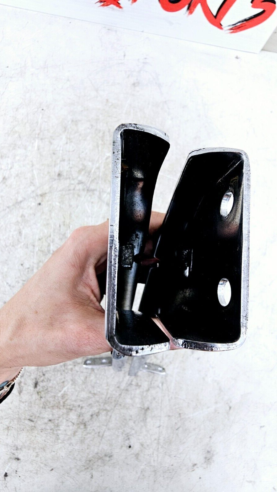 1998 HARLEY FLH ELECTRA GLIDE Chrome Saddlebag Mounting Bracket Arm Bars