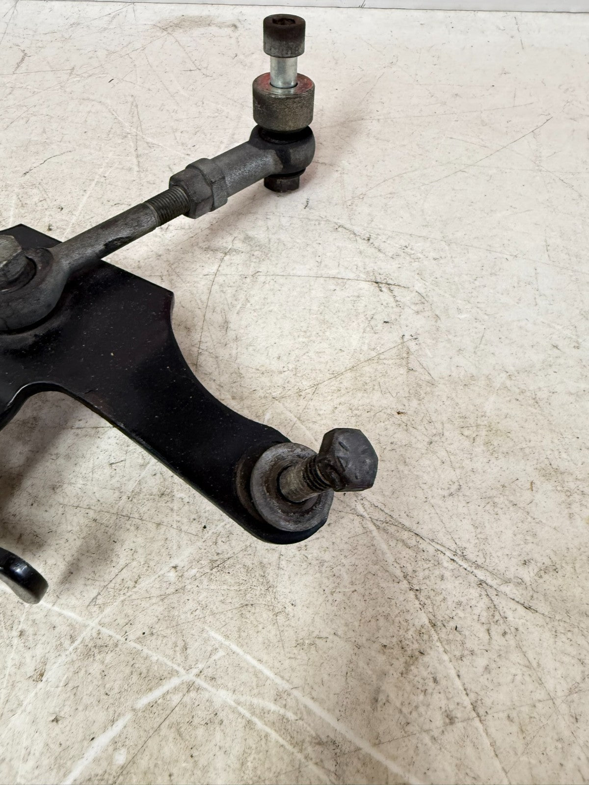2003 HARLEY DYNA WIDE GLIDE Engine Upper Motor Mount Bracket