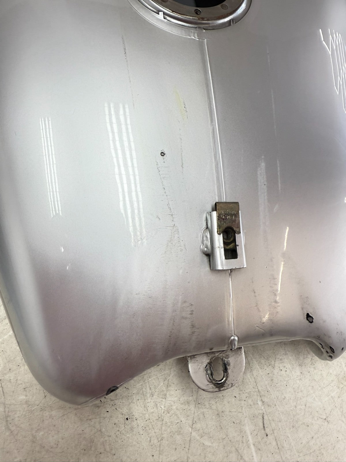 2003 HARLEY ELECTRA GLIDE Gas Fuel Tank Petrol w/ Badges 100th Anniversary