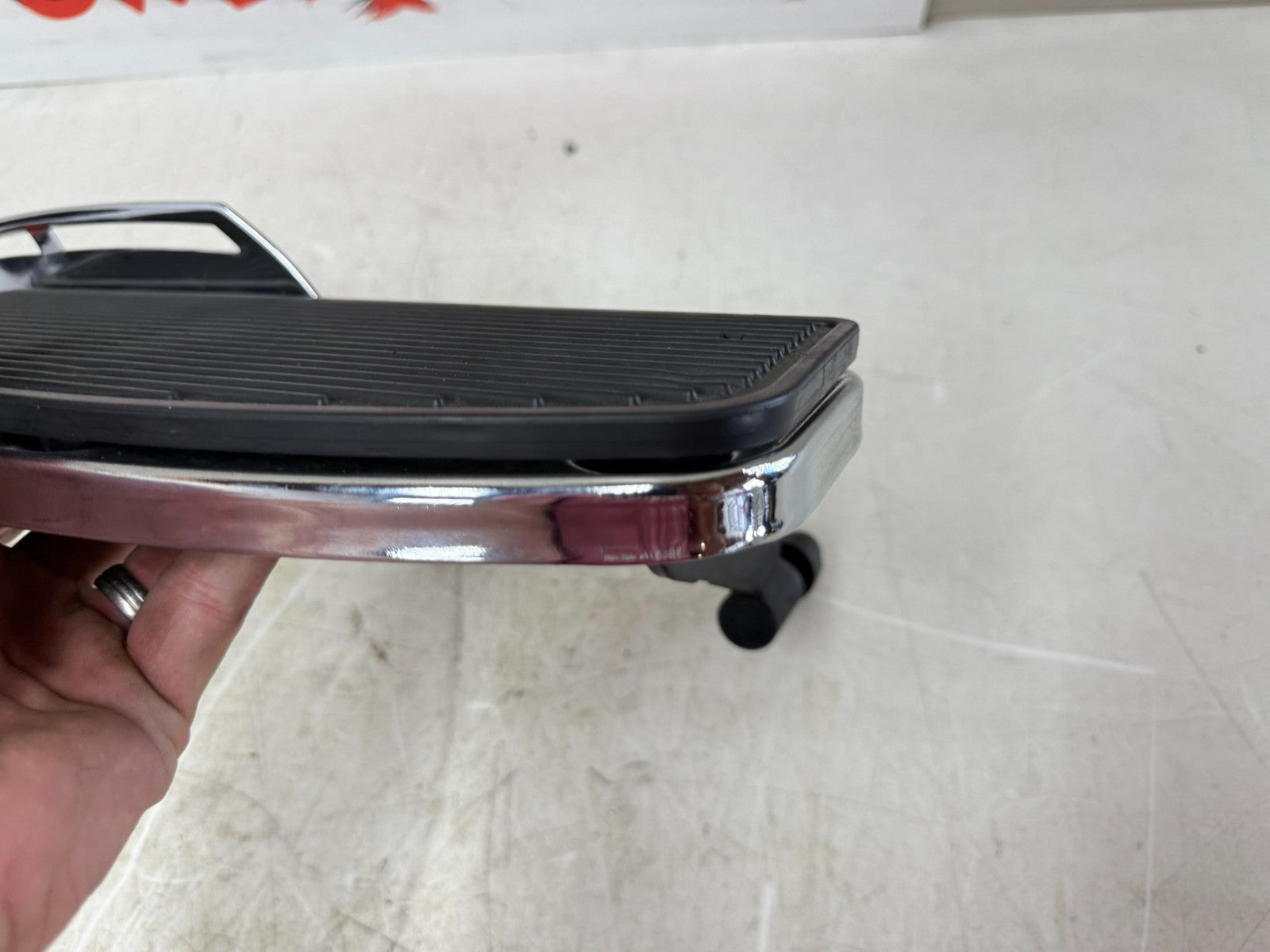 2003 HARLEY ELECTRA GLIDE Driver Floorboard Foot Rest Pad Right Left MTG Bracket