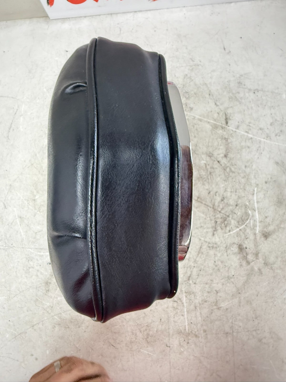 1997 HARLEY DAVIDSON SOFTAIL Sissy Bar Passenger Backrest Pad Chrome