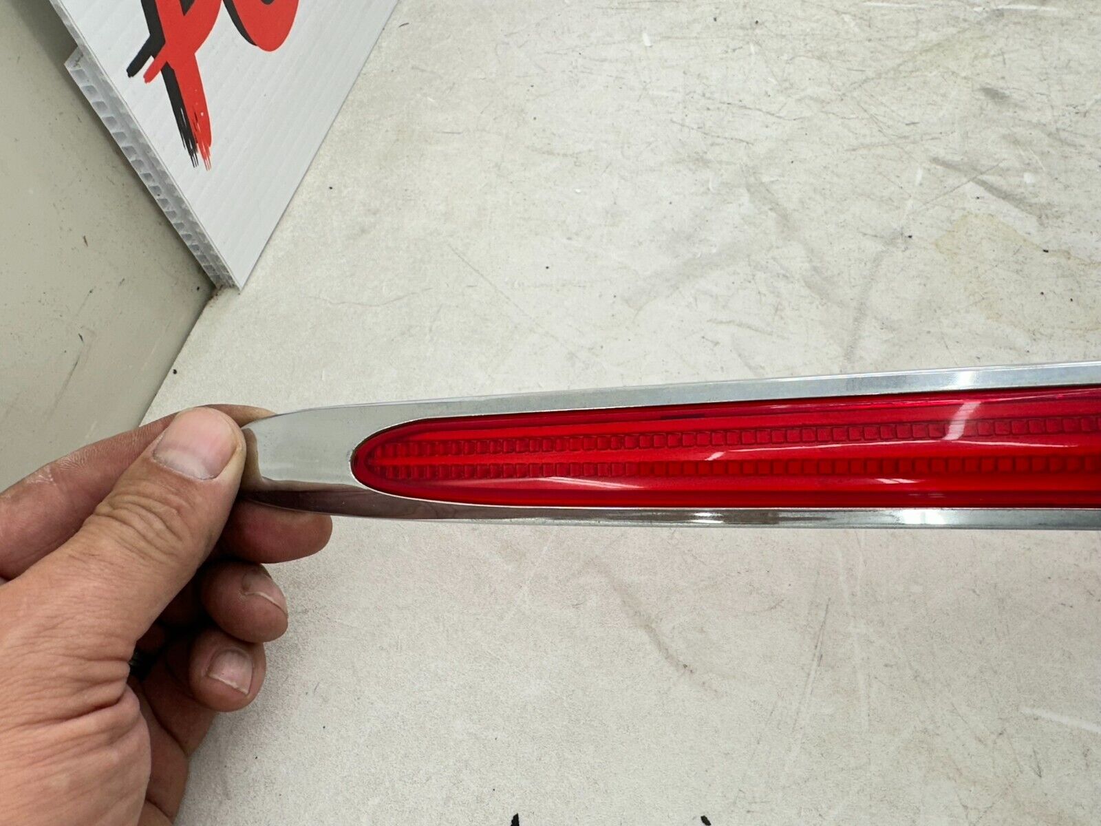 2004 Honda Goldwing GL1800 Kuryakyn Trunk Side Light Reflector Lens