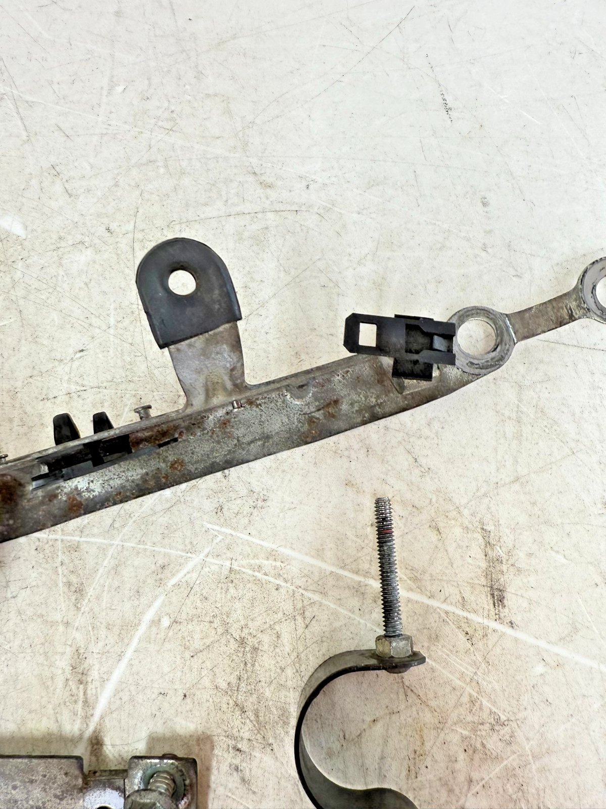 1997 HARLEY DAVIDSON SOFTAIL Dash Console Fuel Tank Mounting Brackets OEM HD