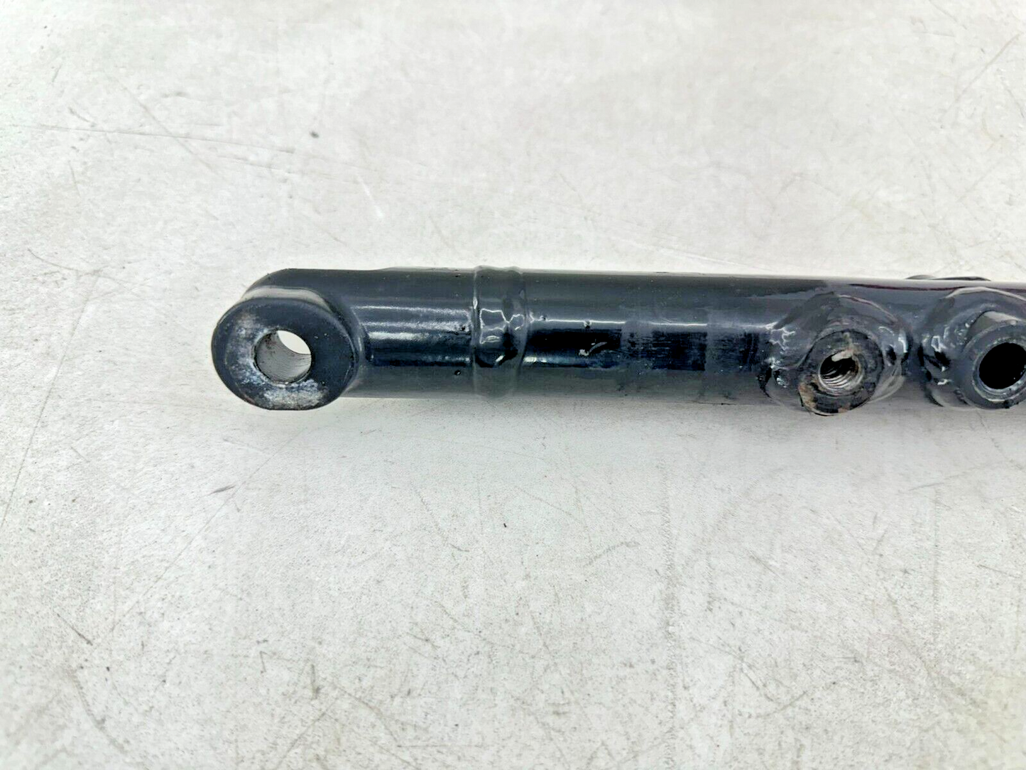 2005 Victory Kingpin Exhaust System Muffler Mounting Bracket Arm
