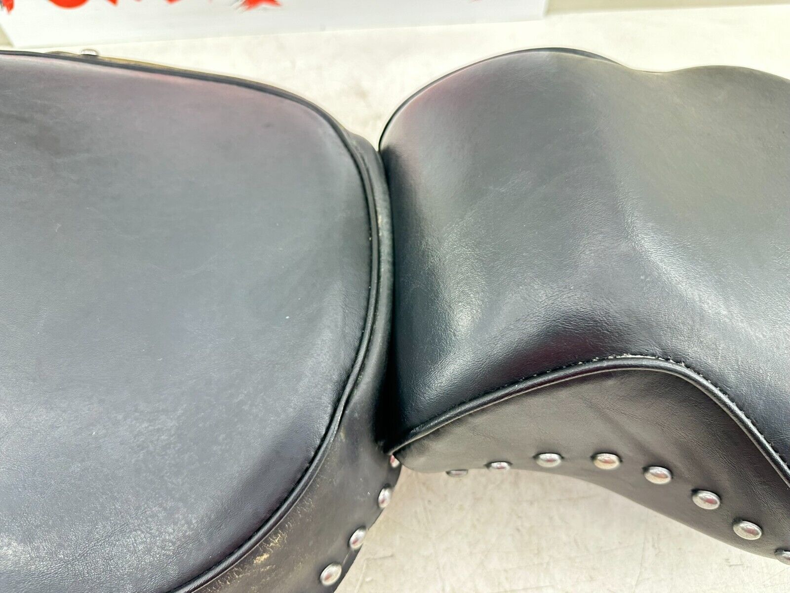 1995 HARLEY SOFTAIL Driver Passenger Seat Saddle 2 Up Studded
