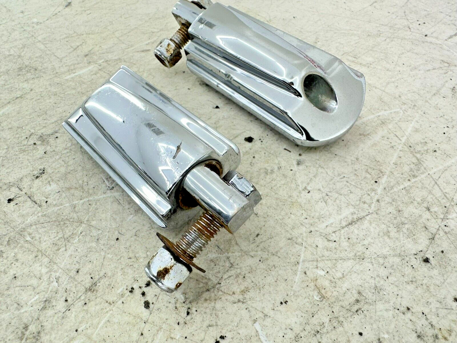 2001 HARLEY SOFTAIL Chrome HD Footpegs Foot Peg