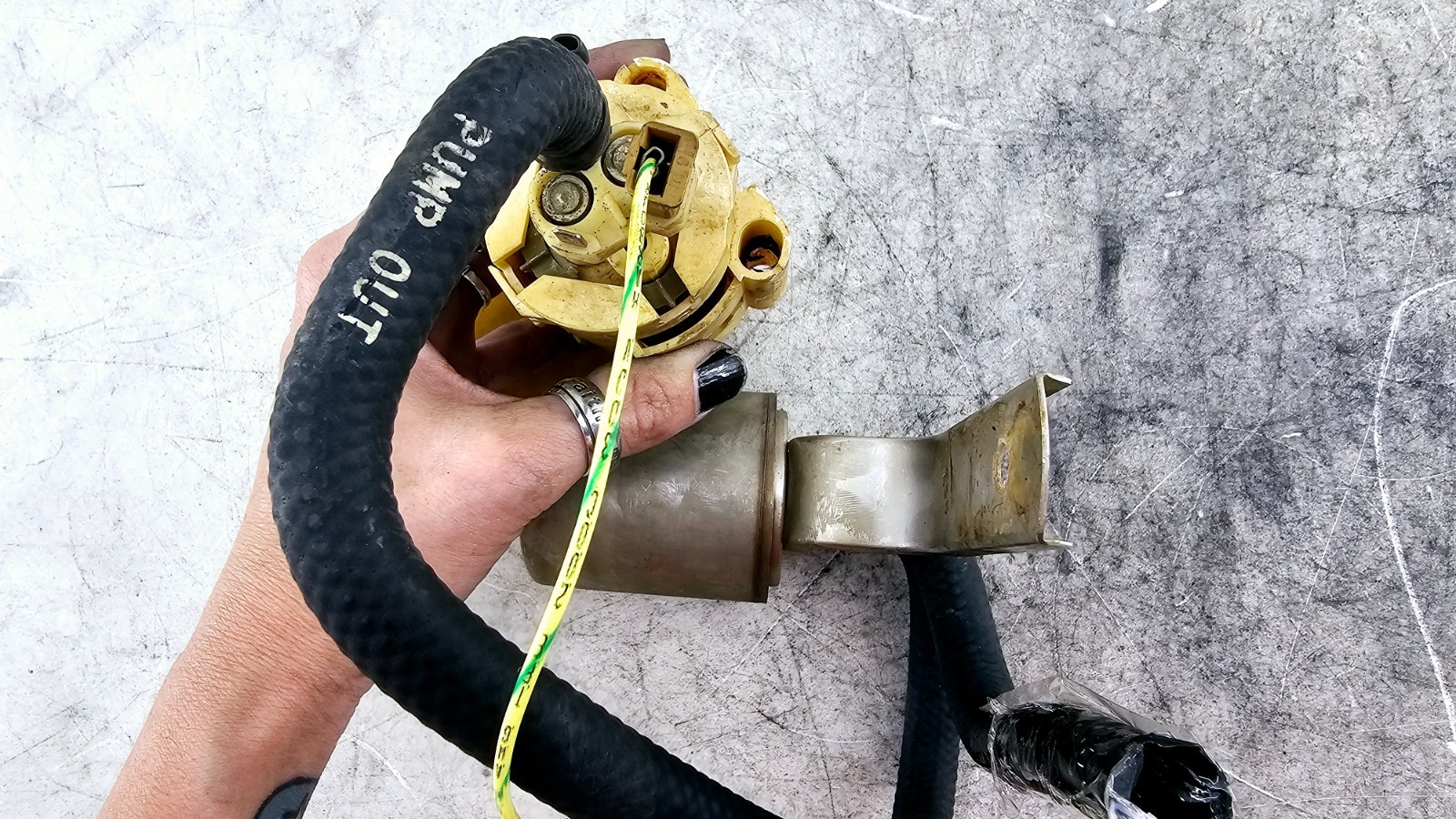 1998 HARLEY FLH ROADKING Fuel Pump Sending Unit OEM HD