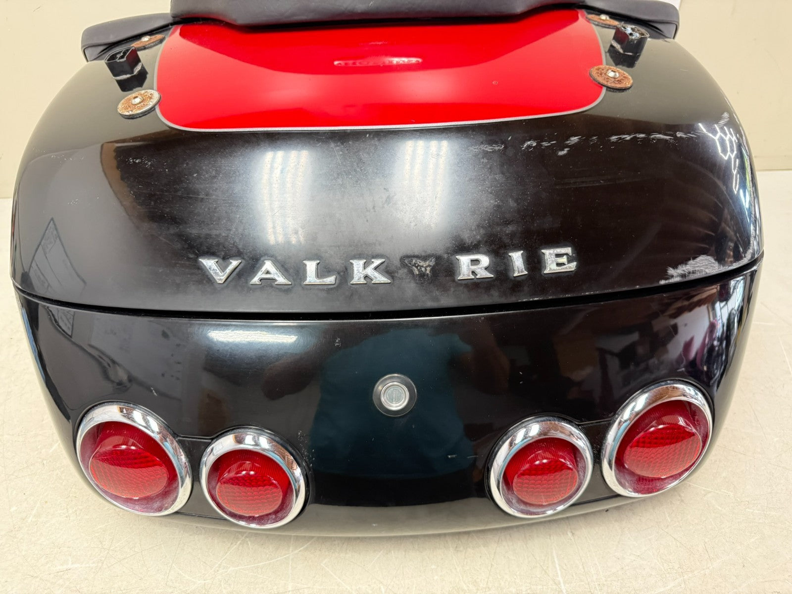 2001 HONDA VALKYRIE INTERSTATE Trunk Luggage Speaker Lid Storage Box W/ key