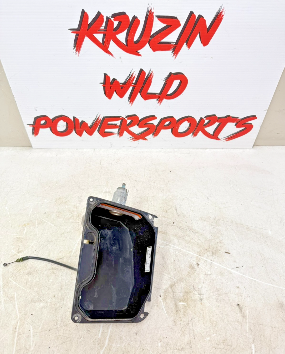 2002 Honda Goldwing GL1800 Front Storage Glove Box Right Side Air Duct