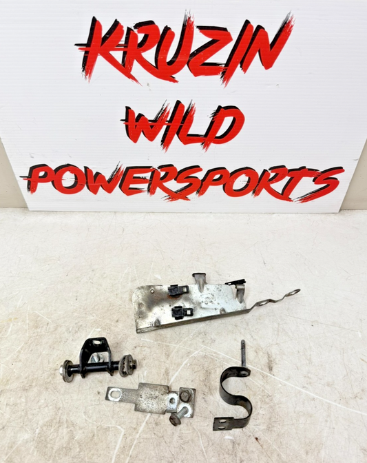 1997 HARLEY DAVIDSON SOFTAIL Dash Console Fuel Gas Tank Mounting Brackets