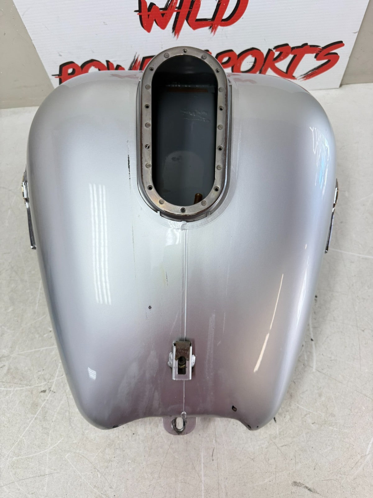 2003 HARLEY ELECTRA GLIDE Gas Fuel Tank Petrol w/ Badges 100th Anniversary