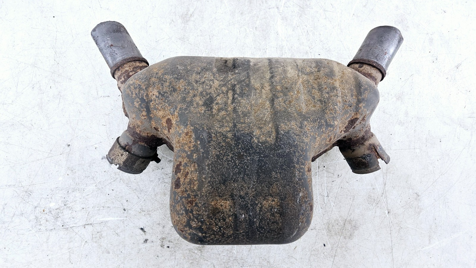 1993 HONDA GOLDWING GL1500 Exhaust Pipe Chamber Cross Over