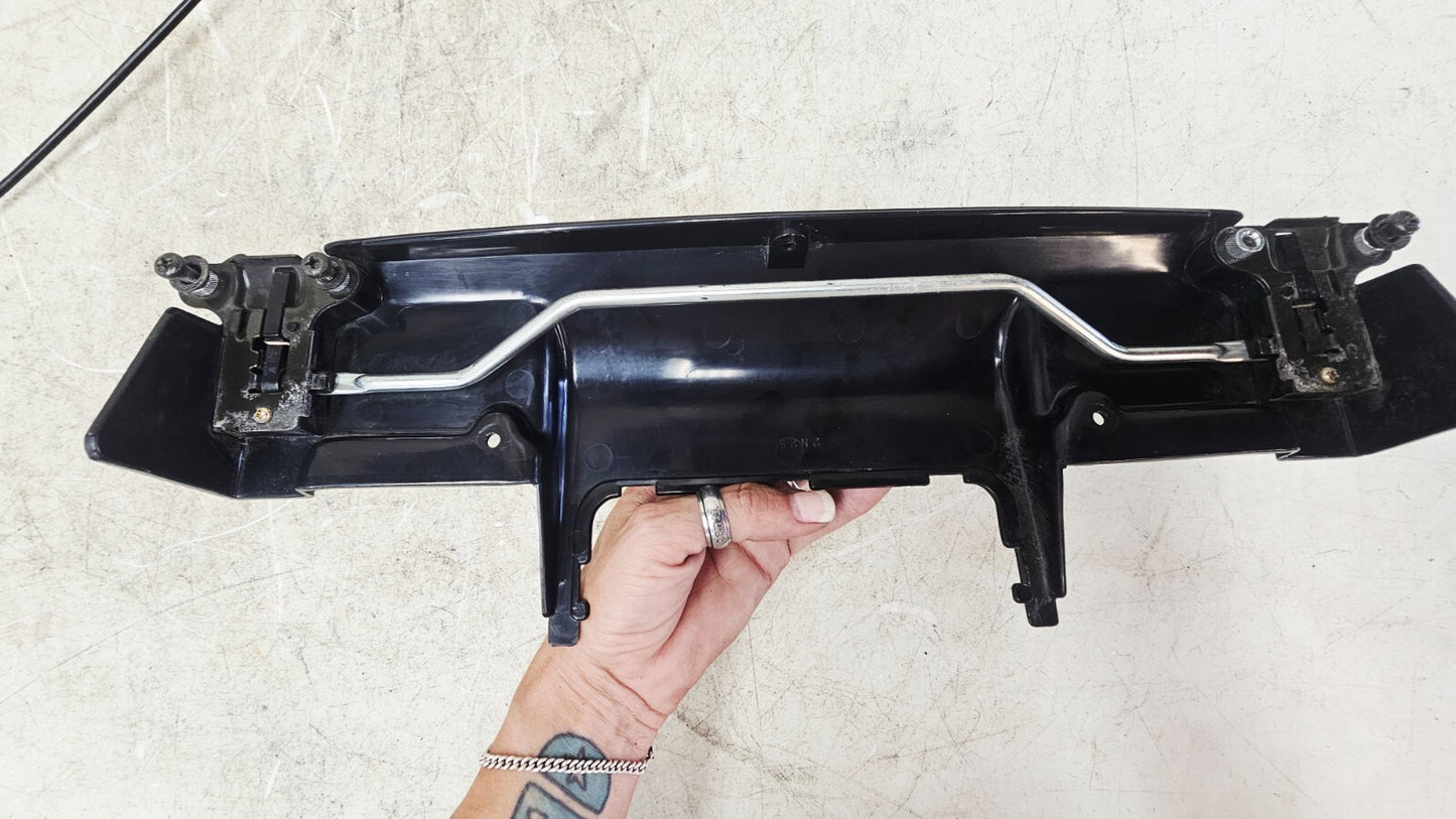 1995 HONDA GOLDWING GL1500 Trunk Saddlebag Lock Latch Release Cover Lever