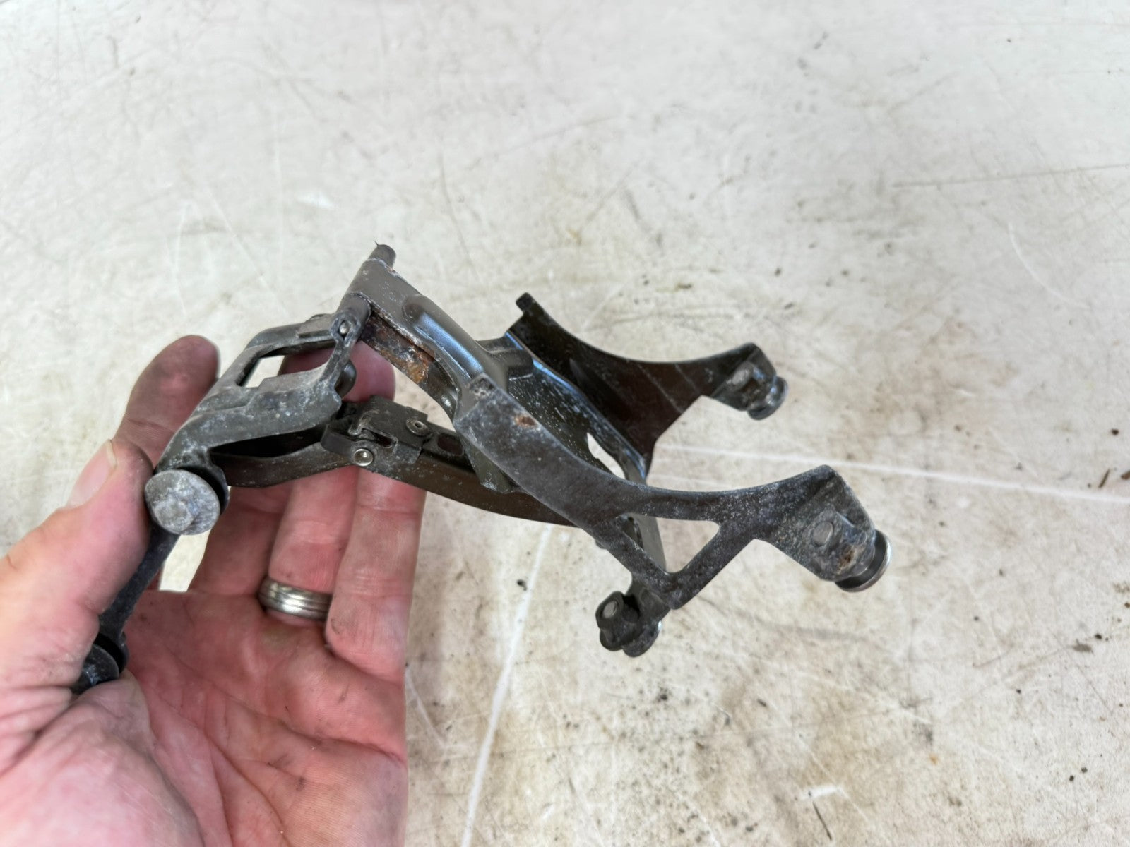 2002 Honda Goldwing GL1800 Rear Trunk Lid Hinge Right & Left Hinges