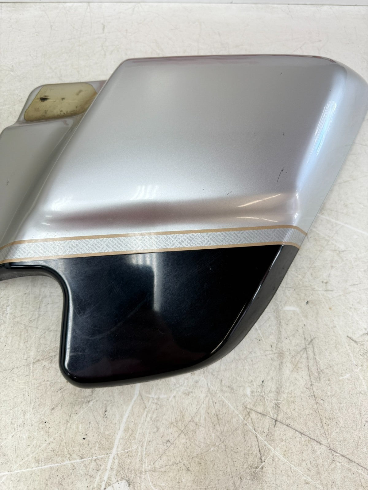 2003 HARLEY ELECTRA GLIDE Right Side Cover Fairing Cowl 100th Anniversary