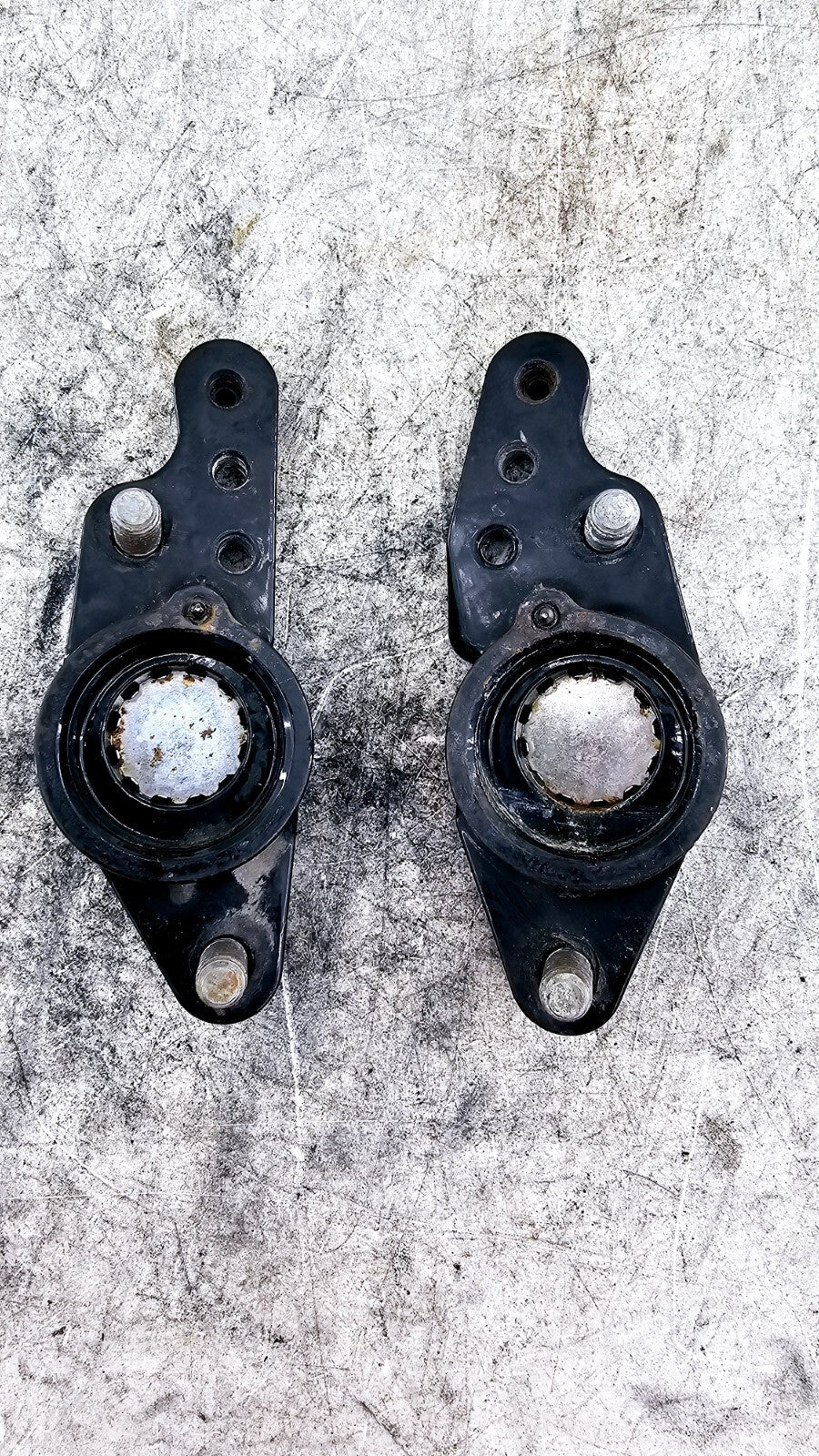 1998 HARLEY FLH ROADKING Rear Fork Swingarm Arm Mount Brackets