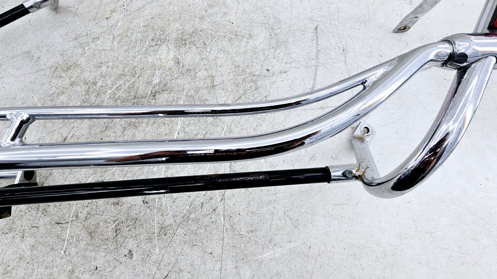 1998 HARLEY FLH ROADKING Chrome Saddlebag Surround Bumper Guard Bars