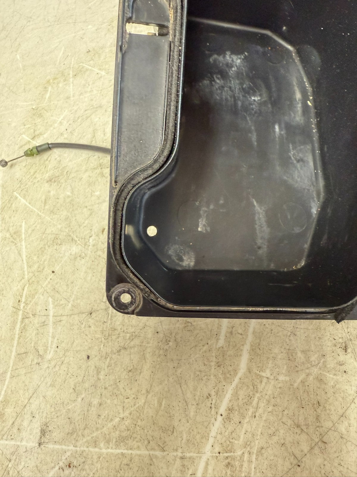 2002 Honda Goldwing GL1800 Front Storage Glove Box Right Side Air Duct