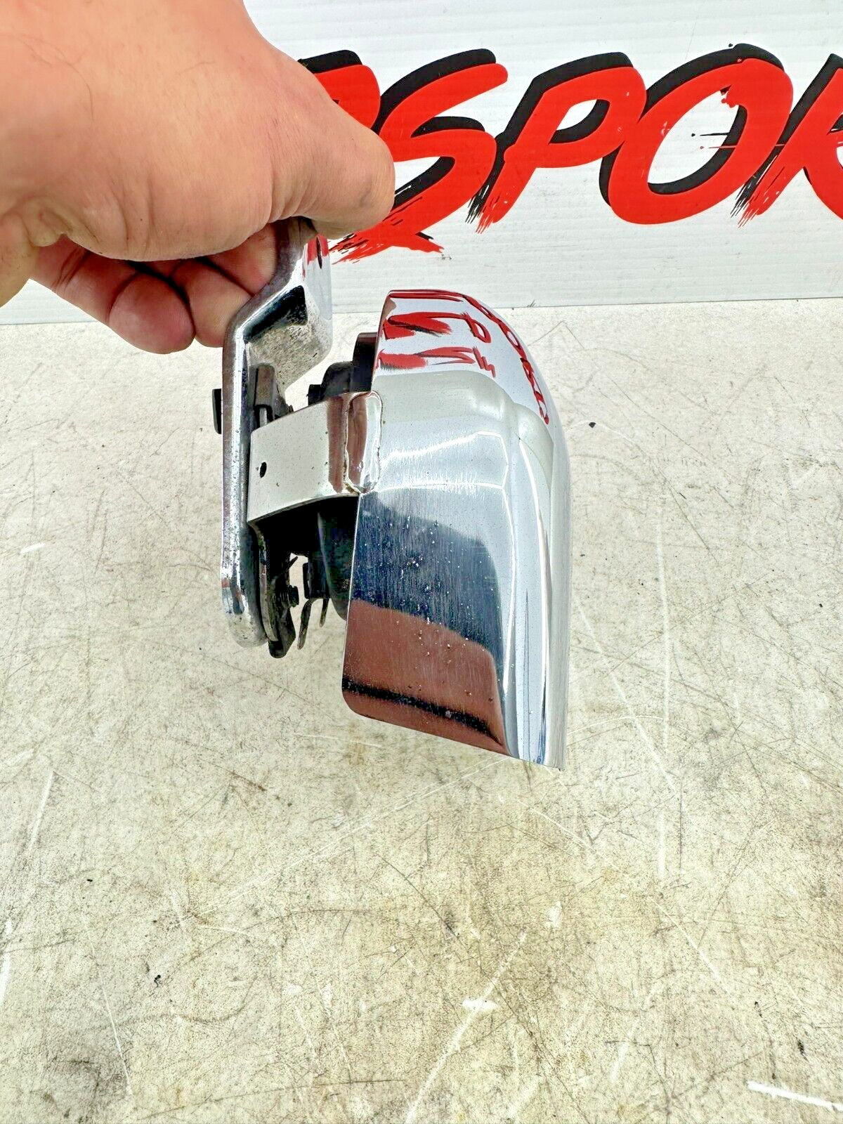 2002 HARLEY SOFTAIL Horn + Chrome Cover