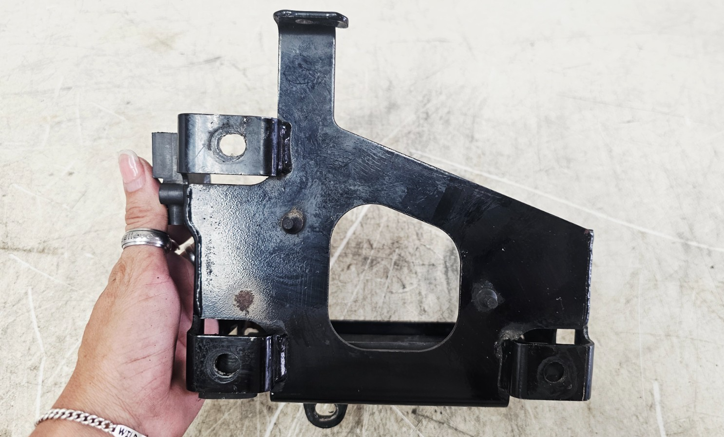 2001 Harley Davidson Sportster Battery Box Tray Holder Housing Mounting Bracket