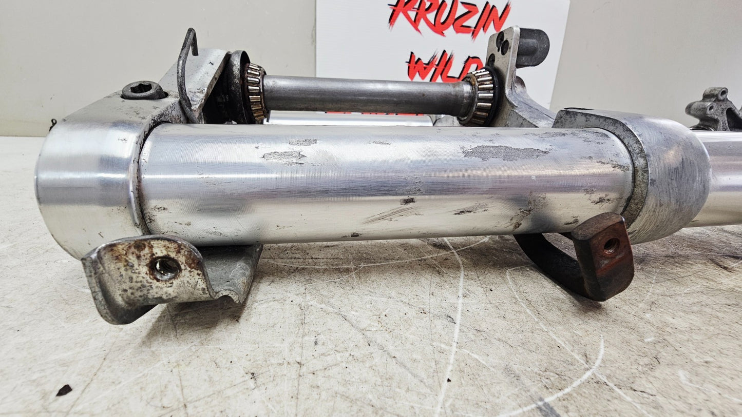 2000 HONDA VALKYRIE INTERSTATE Front End Forks Triple Tree Clamp