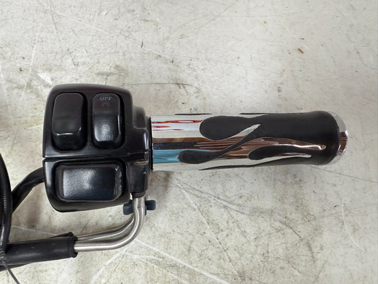 2003 HARLEY DYNA WIDE GLIDE Right Hand Control Switch Housing Handlebar Cable