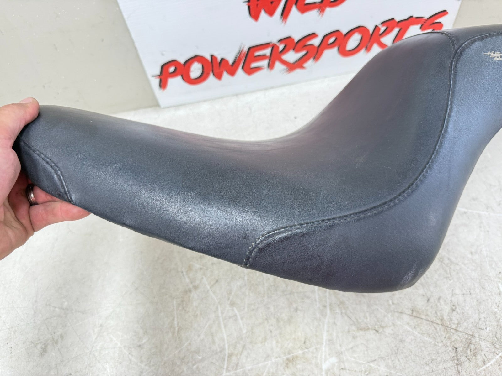 1997 HARLEY DAVIDSON SOFTAIL Gun Slinger OEM Driver Seat Saddle 2 Up 
