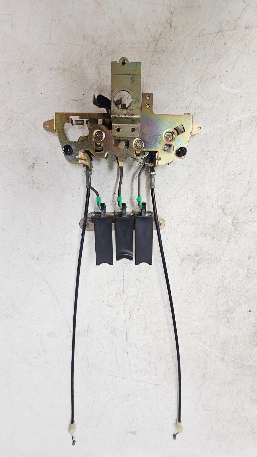 1995 HONDA GOLDWING GL1500 Trunk Saddlebag Lock Latch Release Cover Lever