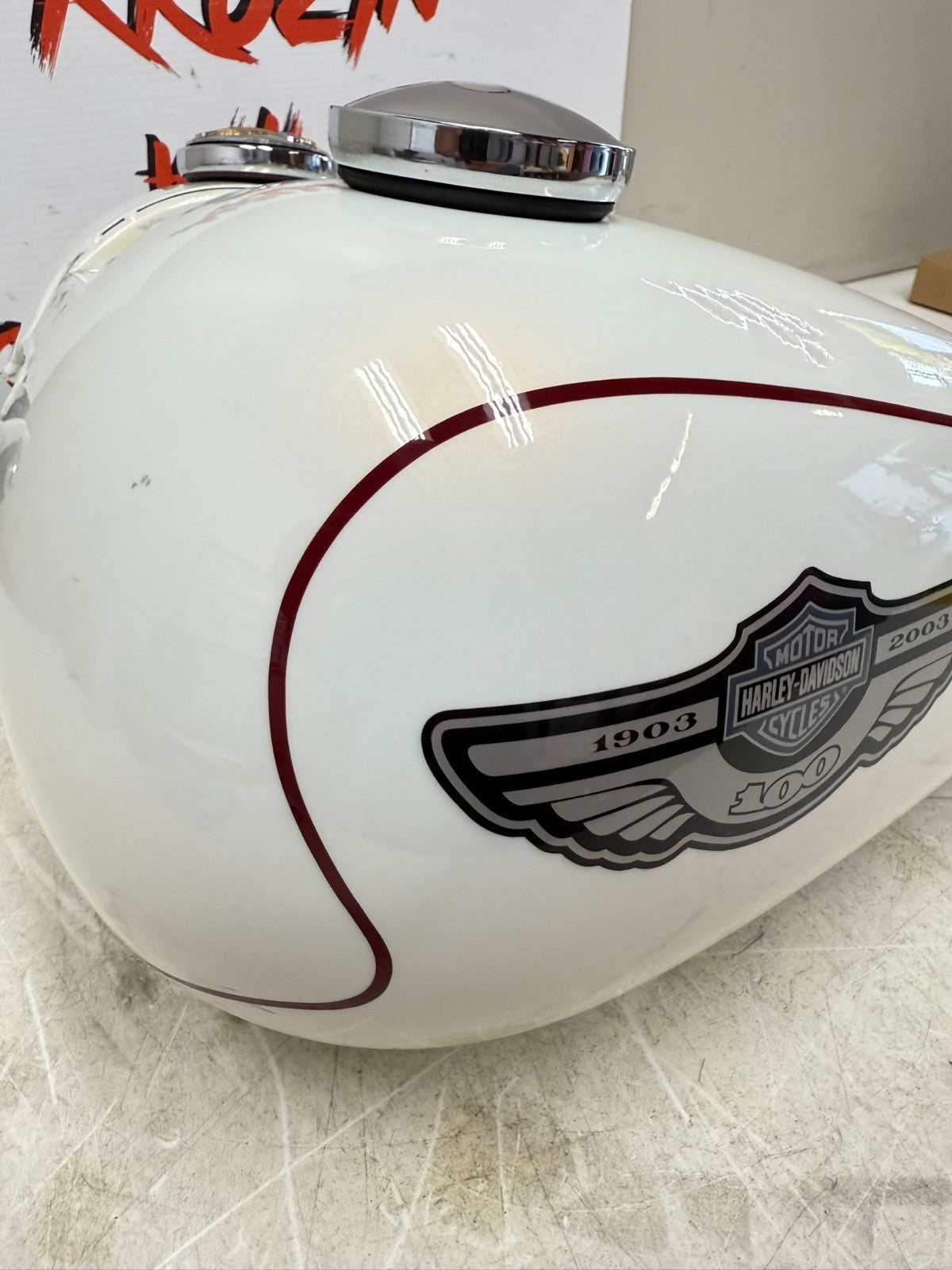 2003 HARLEY DYNA WIDE GLIDE OEM HD Gas Fuel Tank Pearl White 100th Anniversary