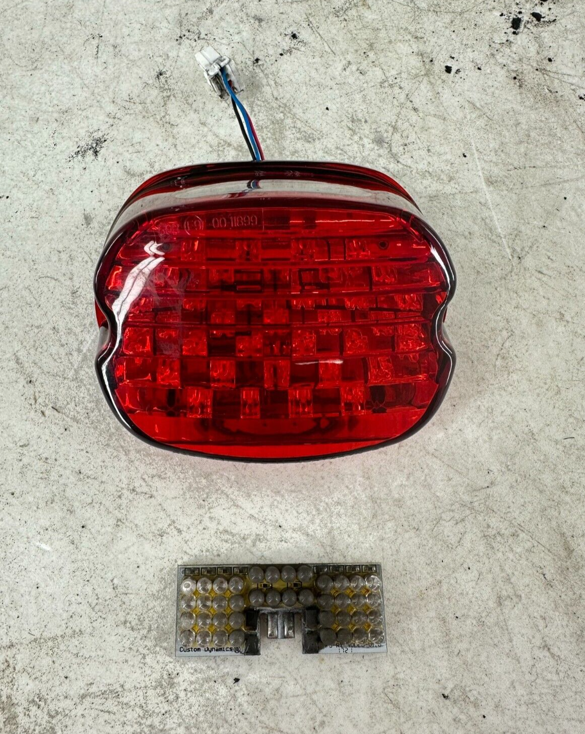 2004 HARLEY ELECTRA GLIDE KURYAKYN Rear Brake Light Custom Dynamics Fender Light