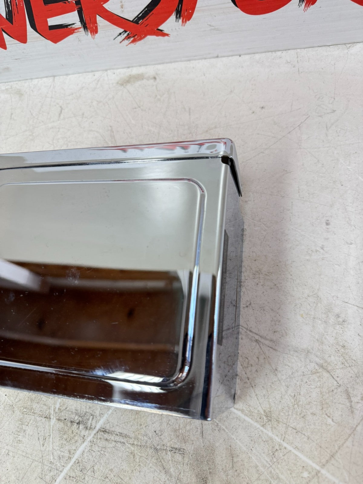 2003 HARLEY DYNA WIDE GLIDE Battery Chrome Cover Mount Lid
