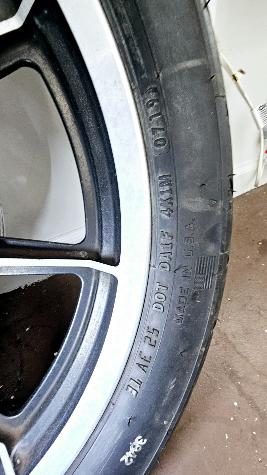 1995 HARLEY DYNA CONVERTIBLE 19x2.15 Front Wheel Rim Tire Dual Brake Rotor