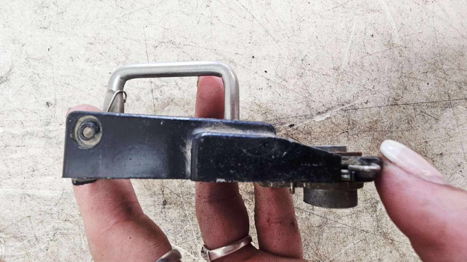1995 HONDA GOLDWING GL1500 Trunk Helmet Lock Latch Holder Saddlebag Lever