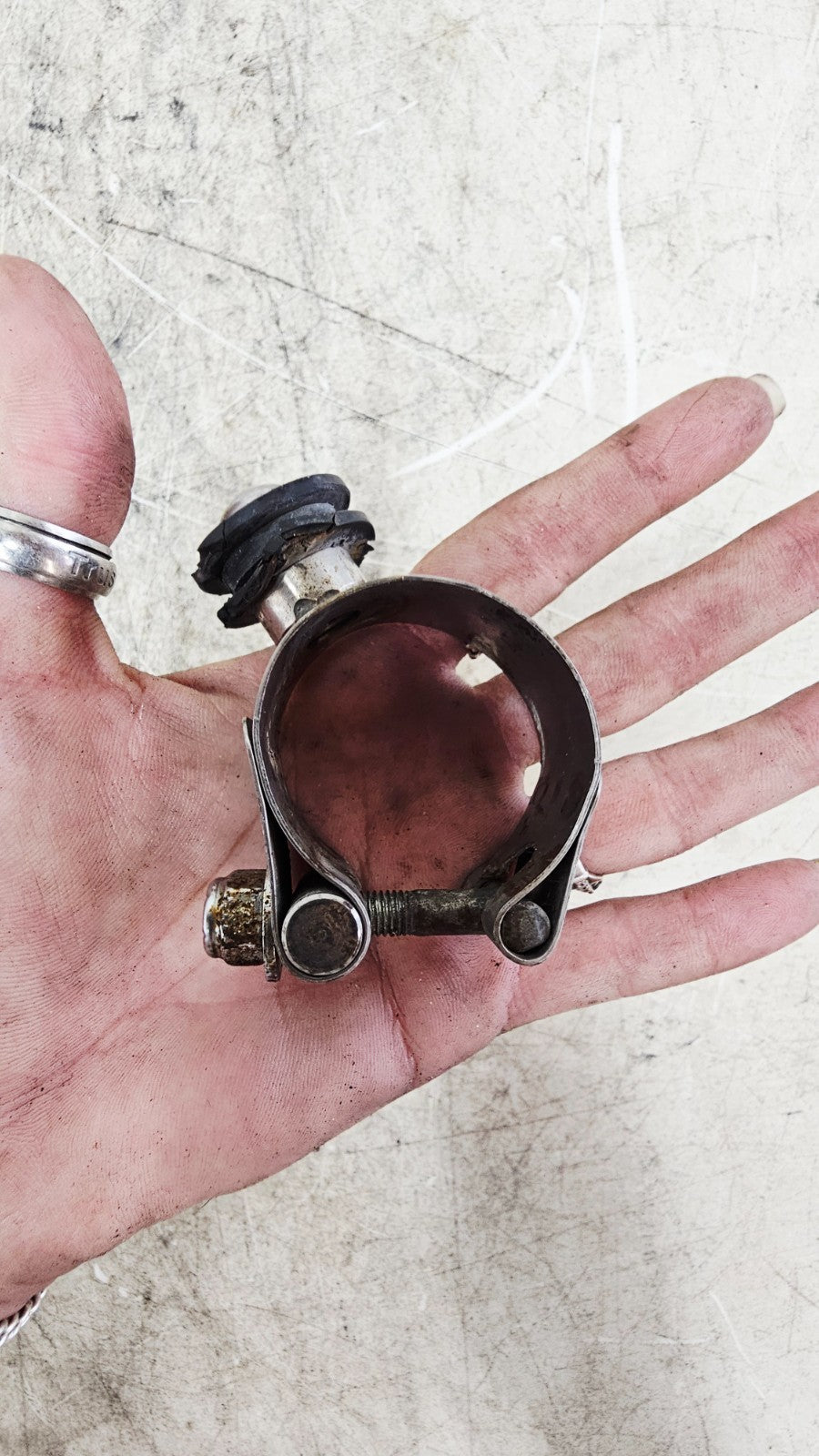 2001 Harley Davidson Sportster Windshield Quick Release Docking Hardware