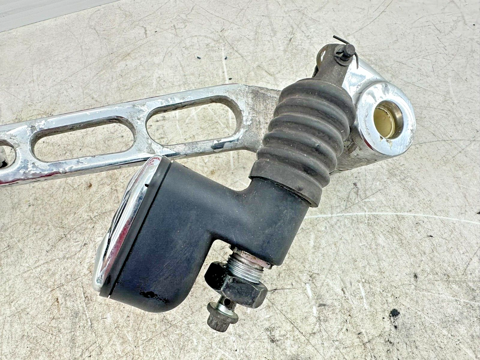 2007 Harley Electra Glide CVO Rear Brake Master Cylinder + Pedal