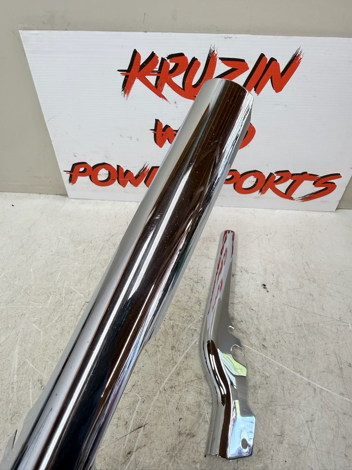 1995 HARLEY FLH ELECTRA GLIDE Rear Fender Frame Strut Arm Chrome Covers