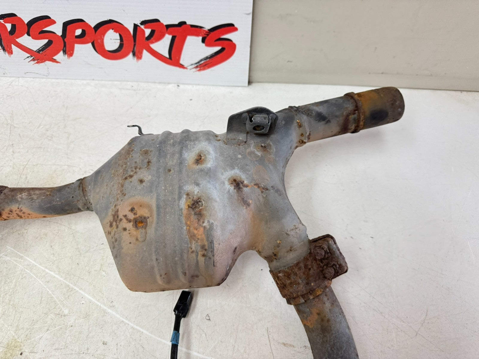 2002 Honda Goldwing GL1800 Exhaust Header Pipes Left Right Set