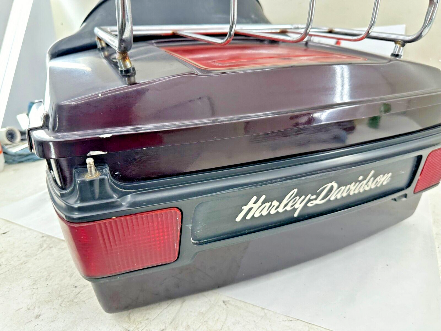 1990 HARLEY ELECTRA TOUR GLIDE Trunk Tour Pack Top Box W/ Speakers No Damage