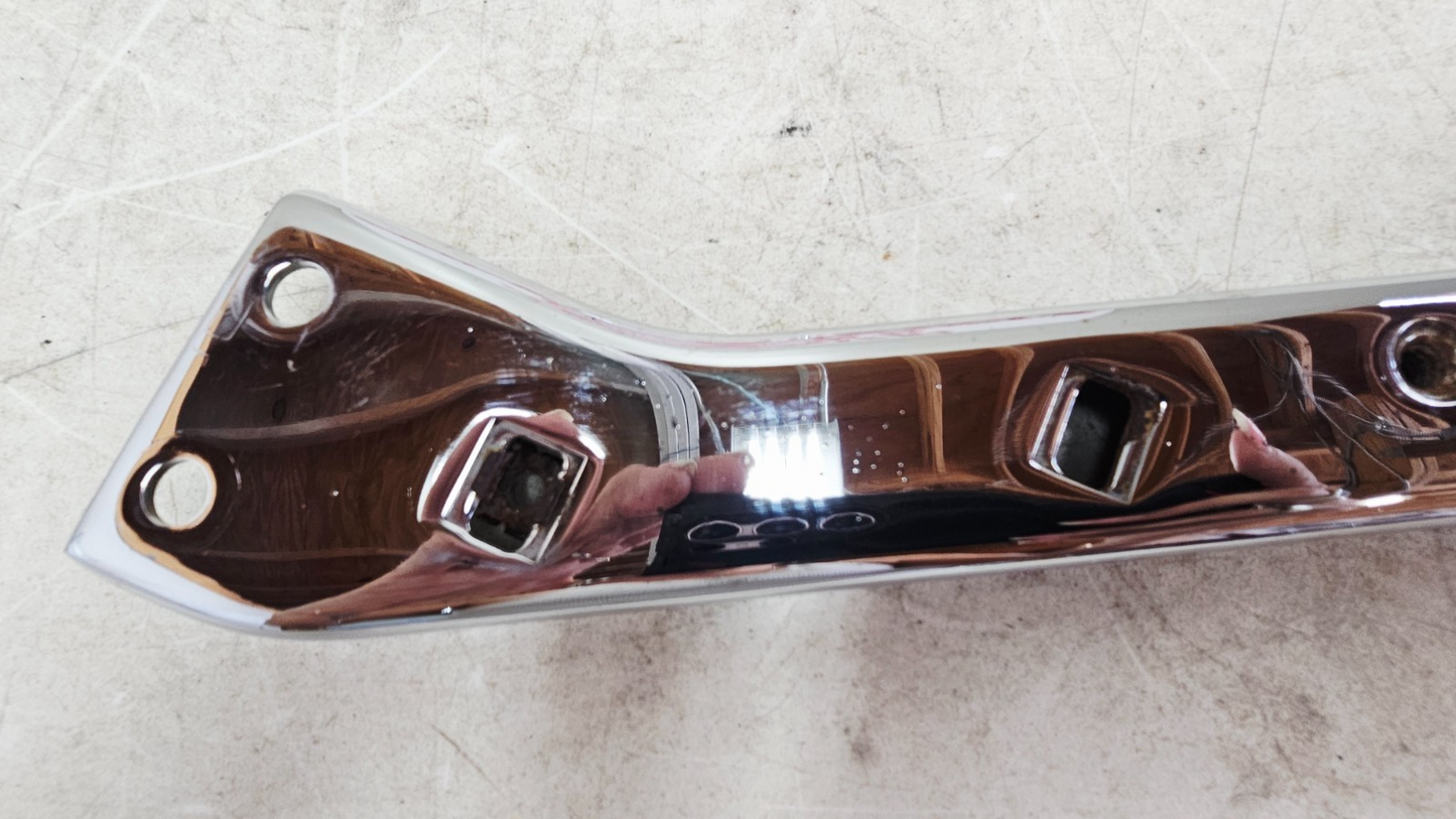 1996 HARLEY FLH ELECTRA GLIDE Left Right Chrome Saddlebag Guard Frame Bracket