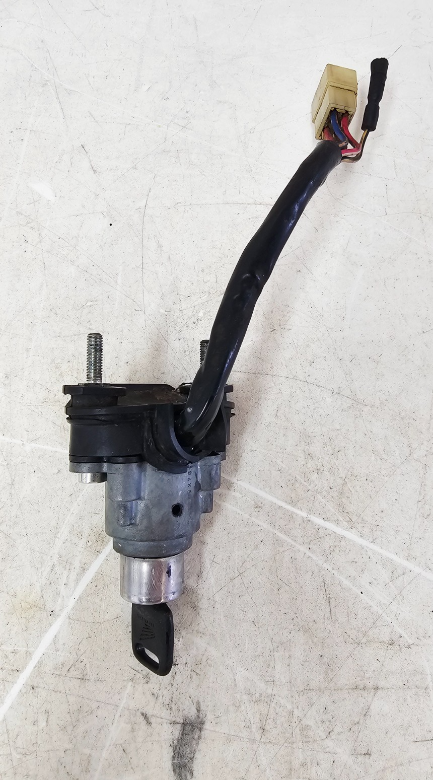 2000 HONDA VALKYRIE INTERSTATE Ignition Switch Lock w/ Key