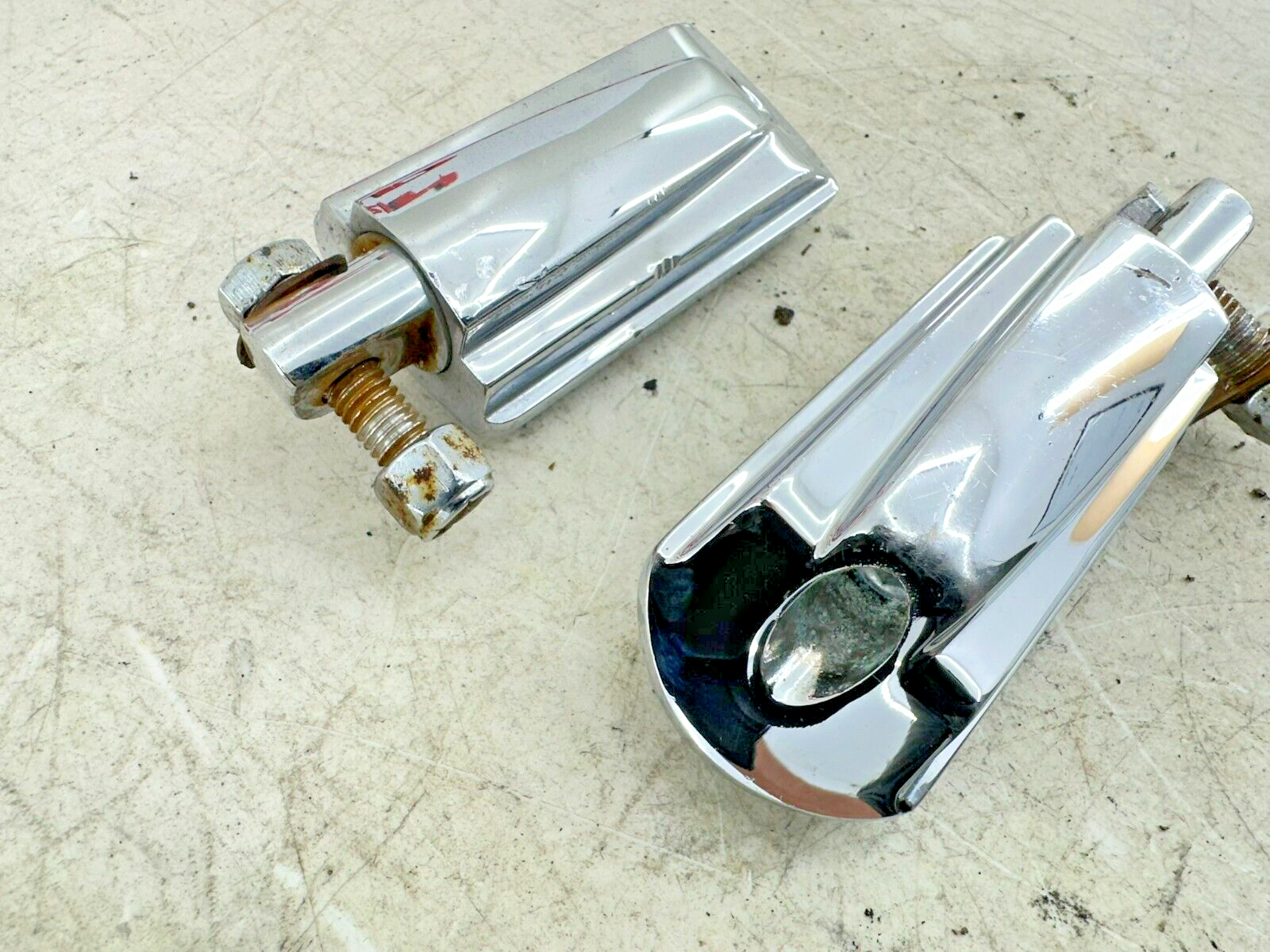 2001 HARLEY SOFTAIL Chrome HD Footpegs Foot Peg