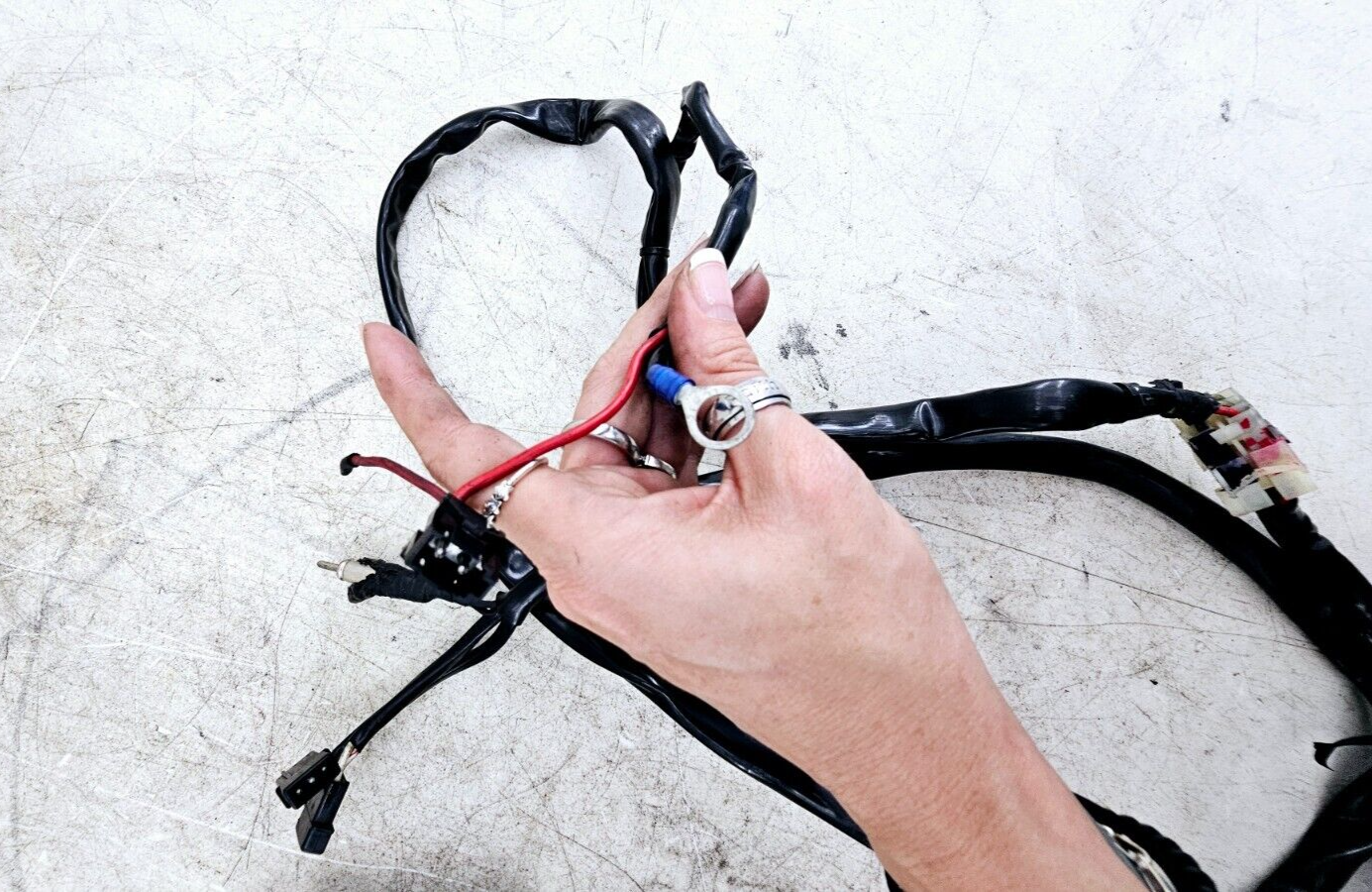 1999 HARLEY DYNA CONVERTIBLE J&M Handlebar Mounted Stereo Radio Bluetooth