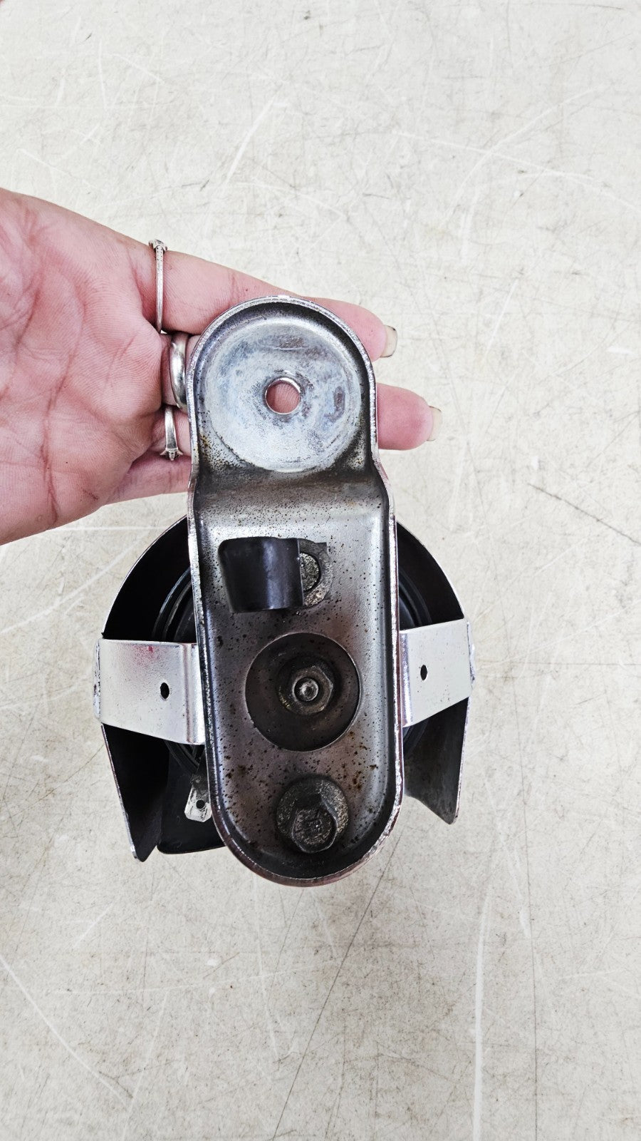 2000 HARLEY SOFTAIL DEUCE Horn + Chrome Cover