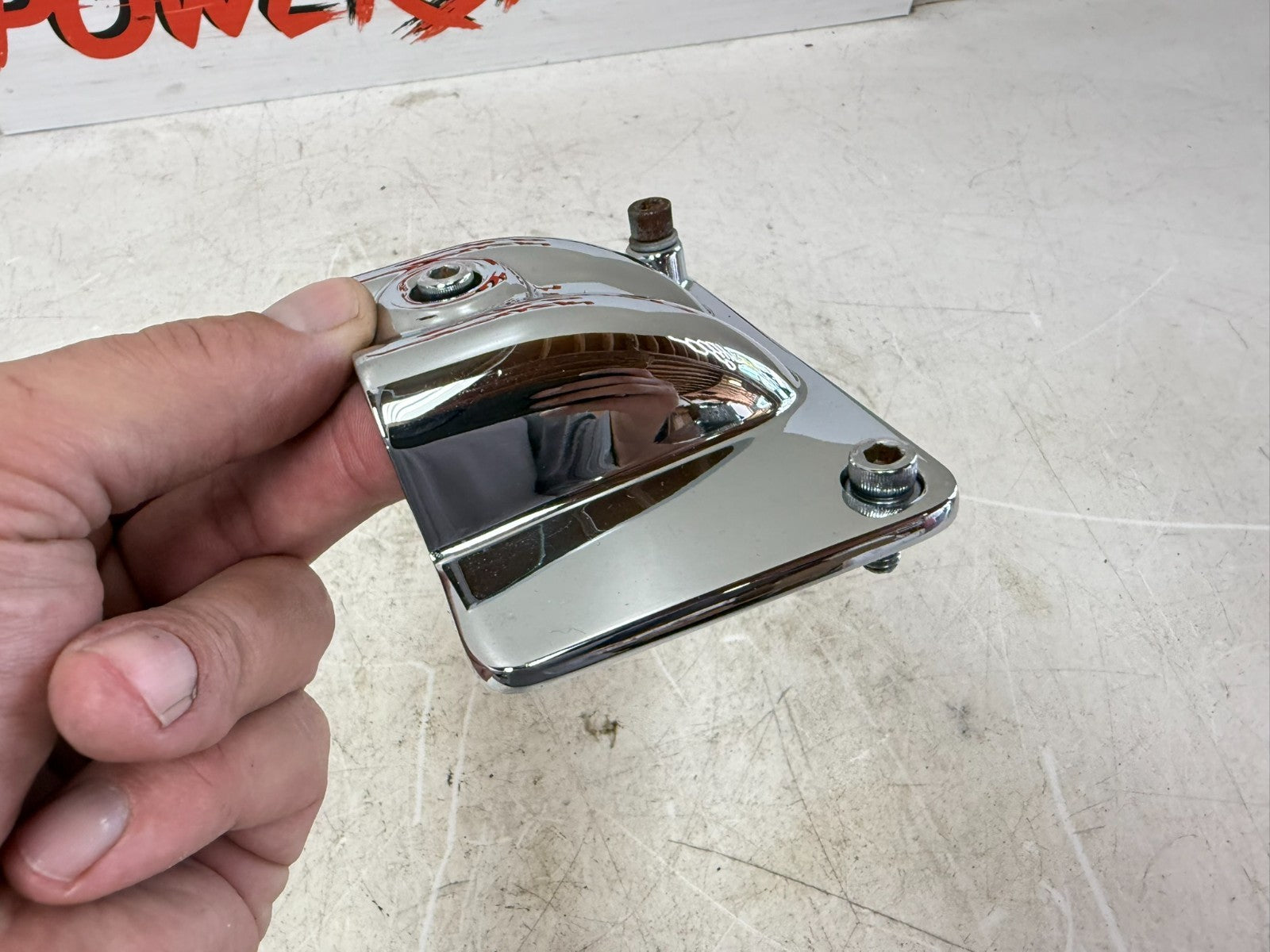 2003 HARLEY DYNA WIDE GLIDE Chrome Transmission Oil Line Housing  Cover 37183-99