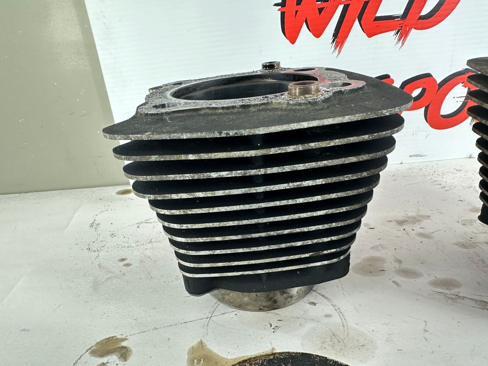 2003 Harley Davidson Sportster 1200 Cylinders + Pistons