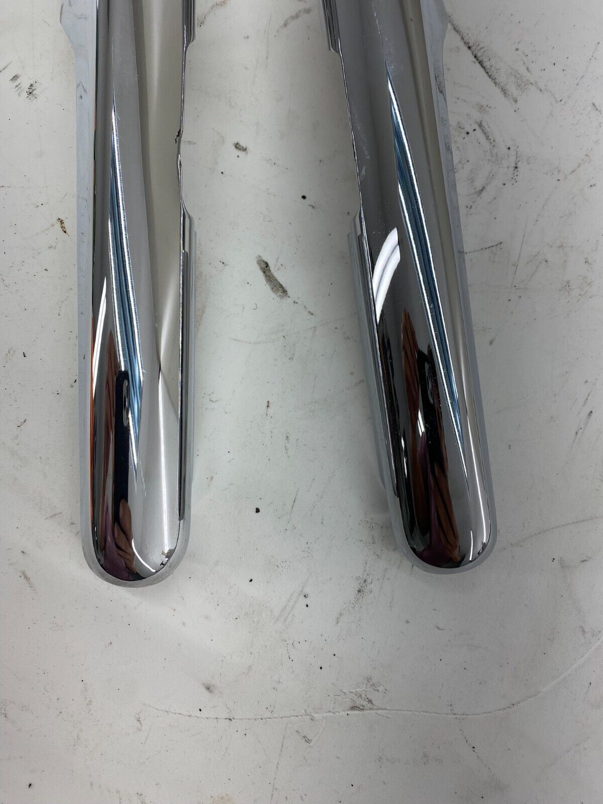 2008 Harley Davidson Electra Glide Chrome Rear Frame Strut Arm Covers